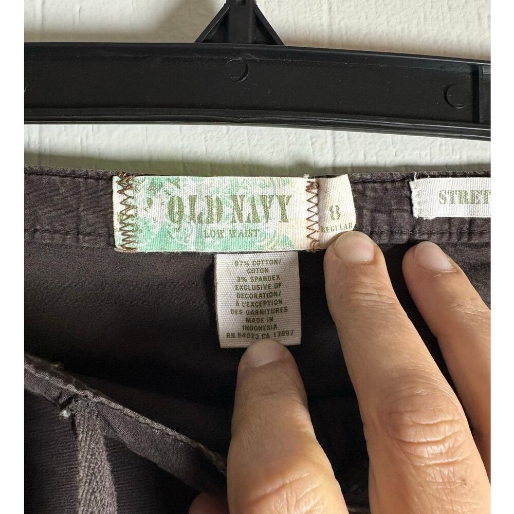 Old Navy Millennial Women's Low Rise 8 Regular Eyelet Trim Bootcut Cargo Pants - Picture 5 of 7